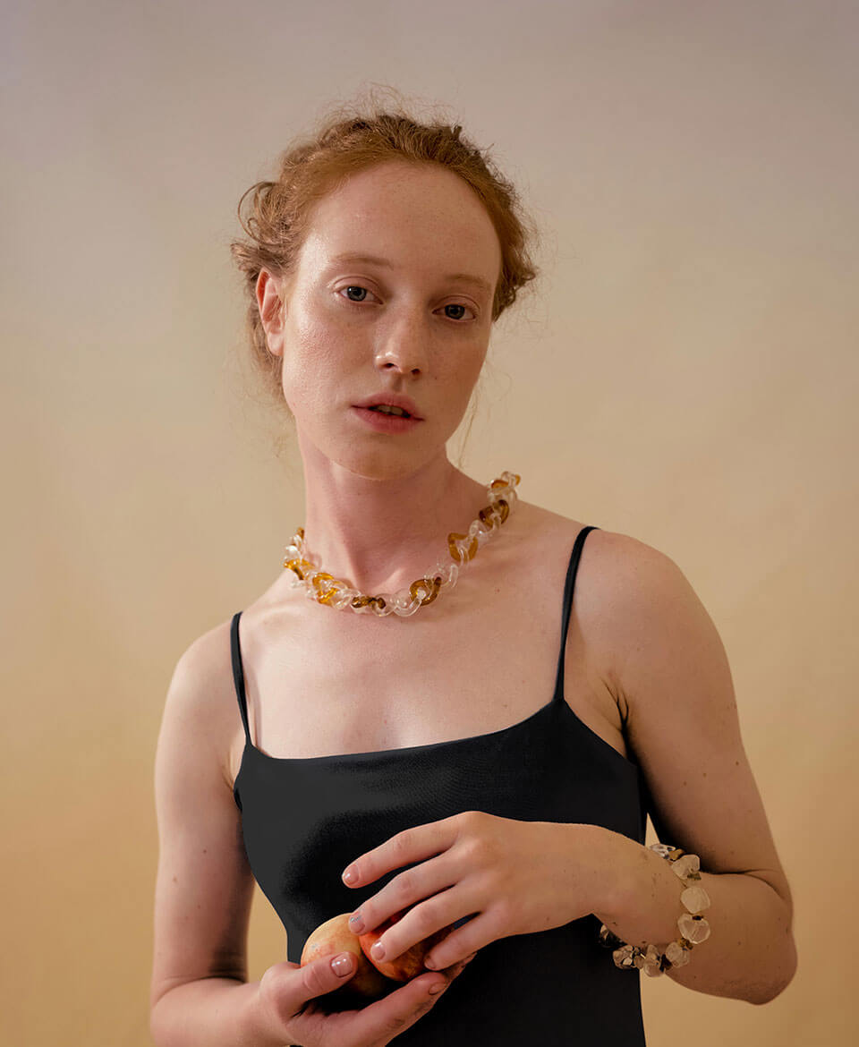 Premium freeze-dried organic mango chunks